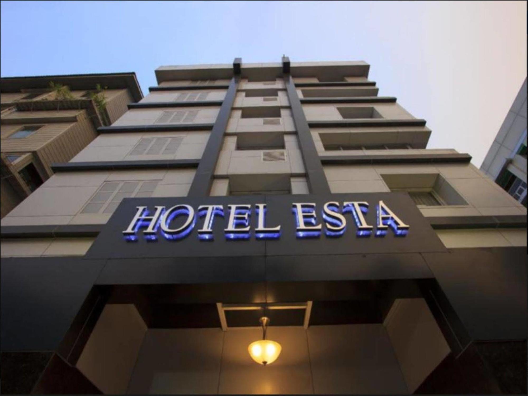 Hotel Esta Янгон Экстерьер фото